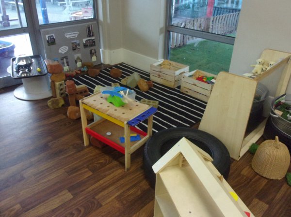 busy-bees-at-northampton-riverside-local-nursery-for-childcare-in