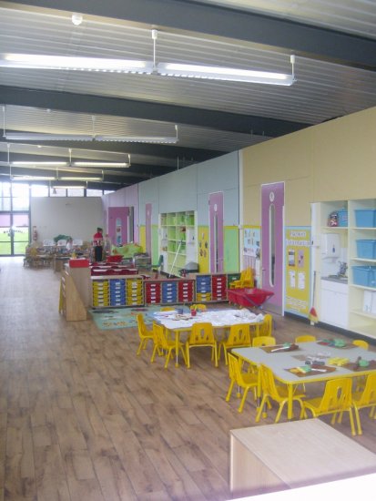 Busy Bees in Stoke Gifford , local nursery for childcare 